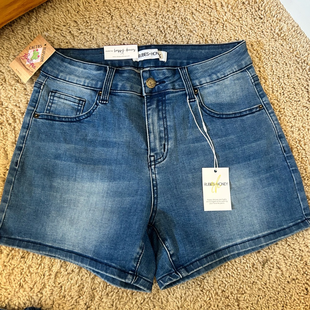 Rubies + Honey Jean shorts